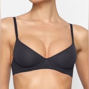 Skims Unlined Demi Bra in Onyx size 36A NWT